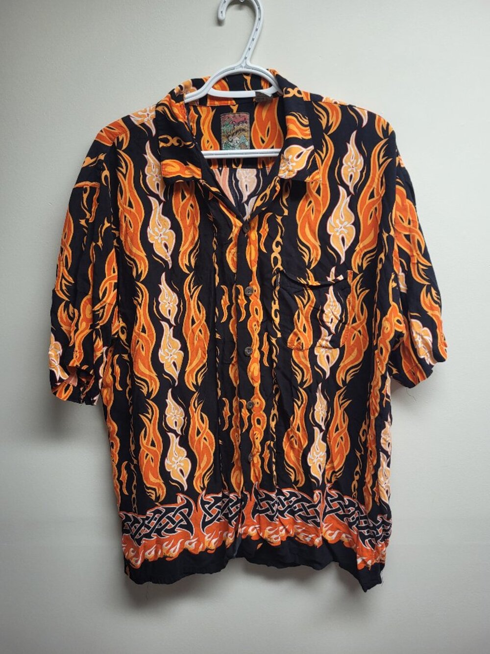 Pineapple Connection Hawaiian Camp Shirt Men's XL Orange Flame Print Button Up